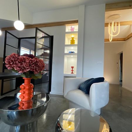 Appartement Moderne Dominant La Ville Pontarlier Extérieur photo